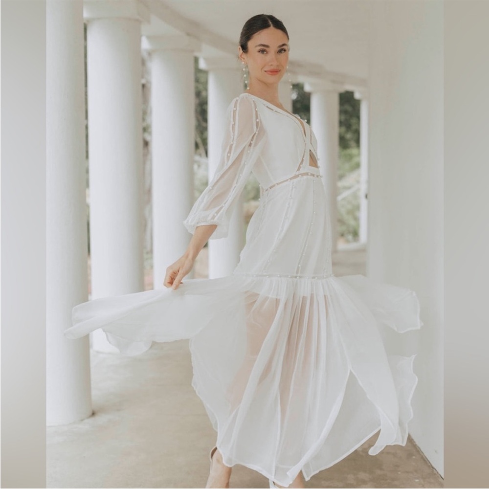 Hilton cut out dress white- small untamed petals (fits like xs)